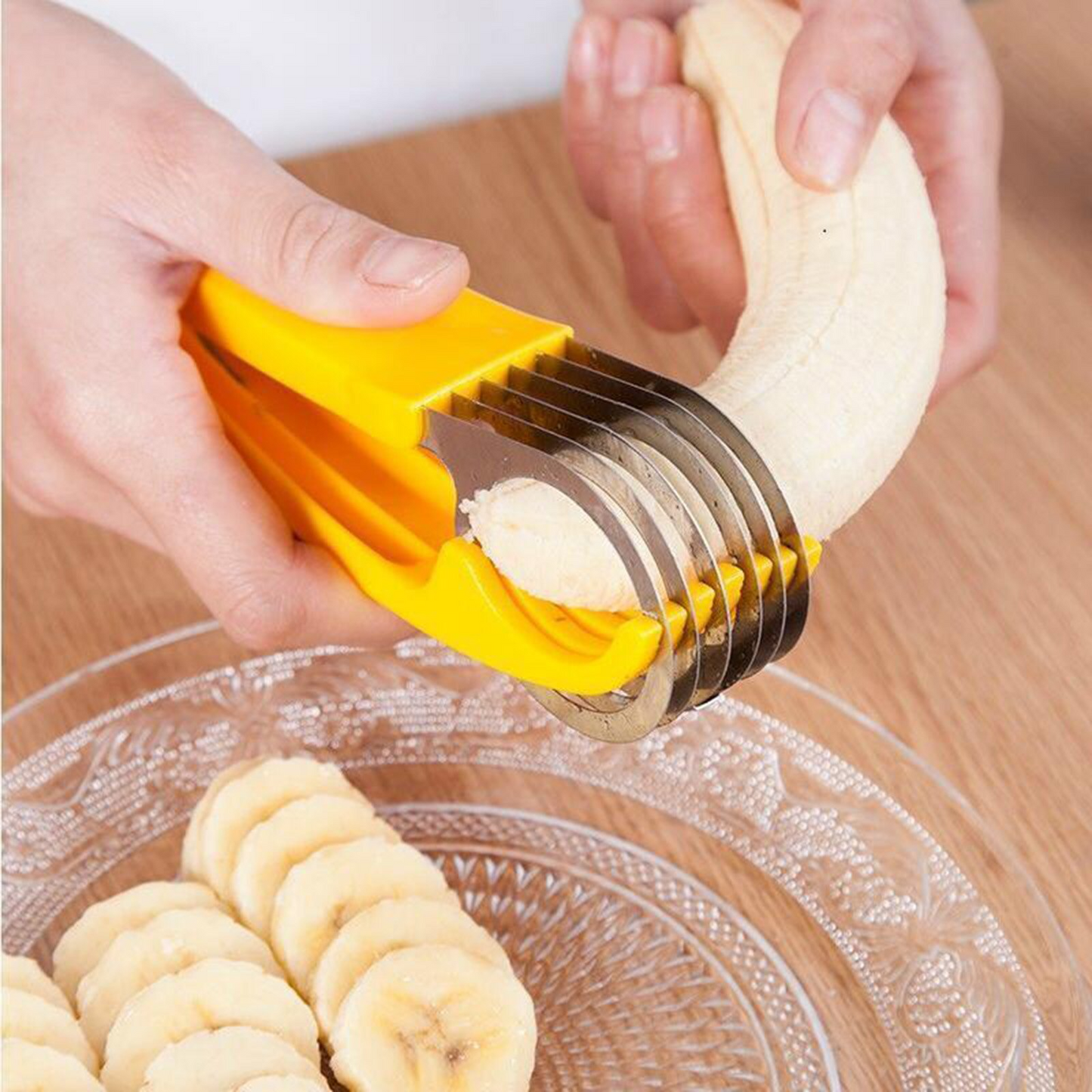 Trancheur coupe-banane et râpe à fruits et légumes